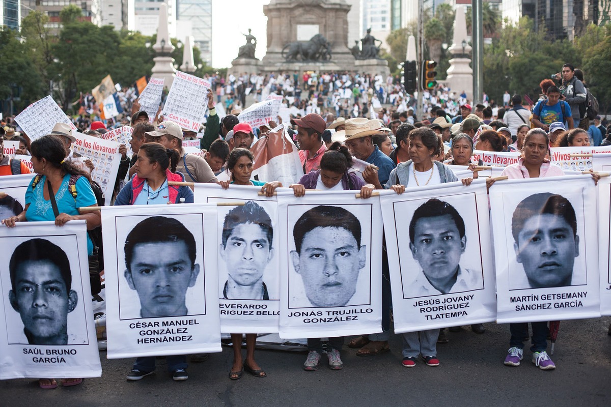 Mexico-Ayotzinapa-Protest-01