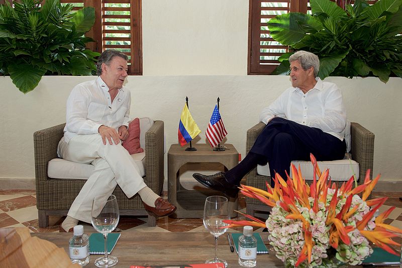 Secretary Kerry Speaks With Colombian President Santos 29922997956 2